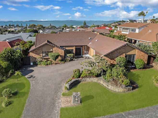 56 Oliver Road, Bucklands Beach