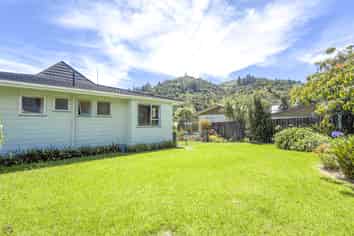 104 Regent Heights, Thames