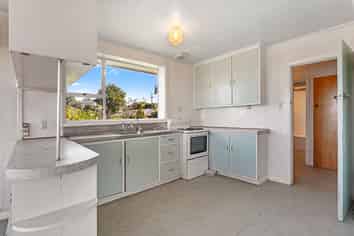 13 Pratt Street, Waikouaiti