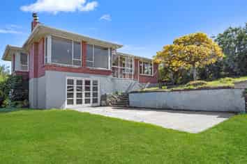 13 Pratt Street, Waikouaiti