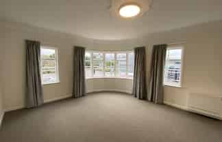 63-65B Whites Line East, Woburn