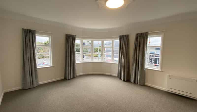 63-65B Whites Line East, Woburn