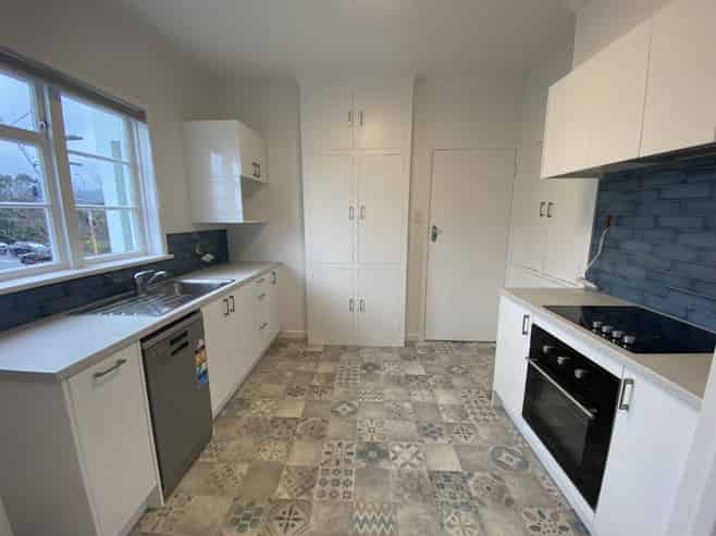 63-65B Whites Line East, Woburn