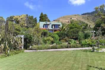 714 Cable Bay Road, Cable Bay