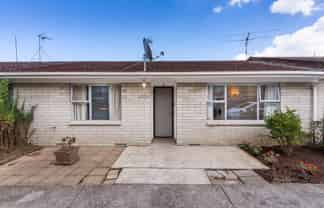 4/127 St George Street, Papatoetoe