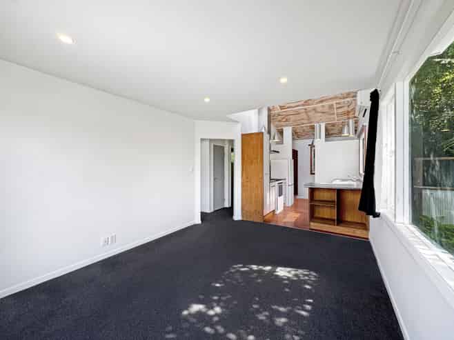 6B Rewa Terrace, Tawa