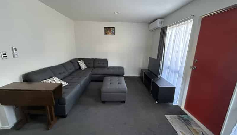 1/16 Dowding, Melville