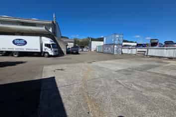 Drive-Through Warehouse with Yard