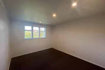 2 Glengarry Road, Glen Eden