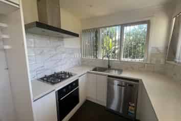 2 Glengarry Road, Glen Eden