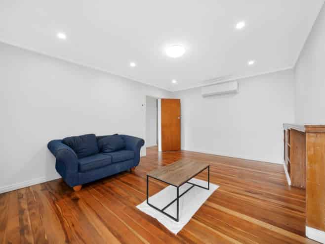 4/4 Erson Avenue, Royal Oak