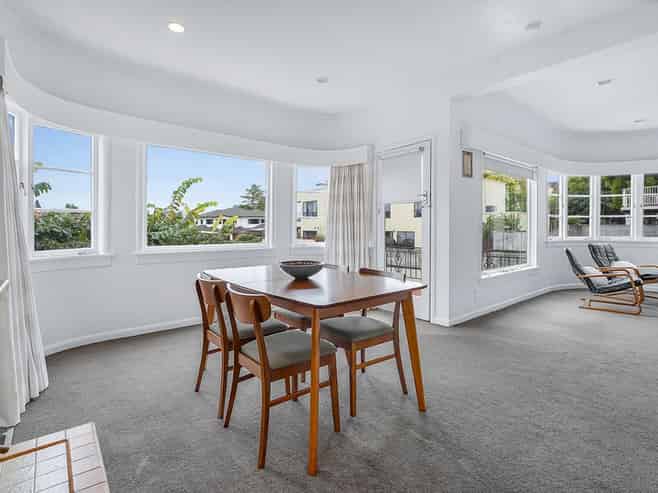 178 Pembroke Street, Hamilton Lake