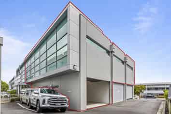 Turnkey office plus warehouse combo