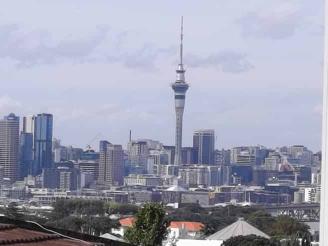 85 Pupuke Road, Northcote