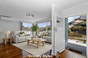 F1/165 Severn Street, Island Bay