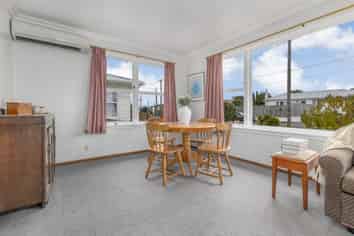 11 Karaka Crescent, Levin