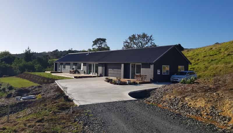 69 West Ridge Road, Maunu