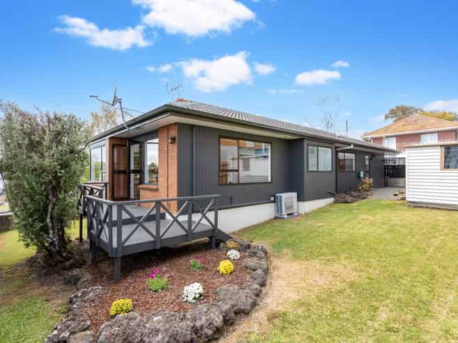 2b Kereru Street, Henderson