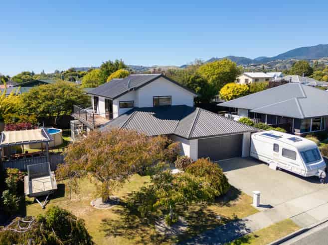 58 Aldinga Avenue, Stoke