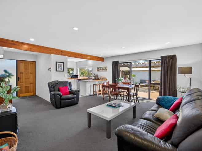 58 Aldinga Avenue, Stoke