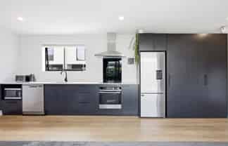 4/502 Armagh Street, Linwood