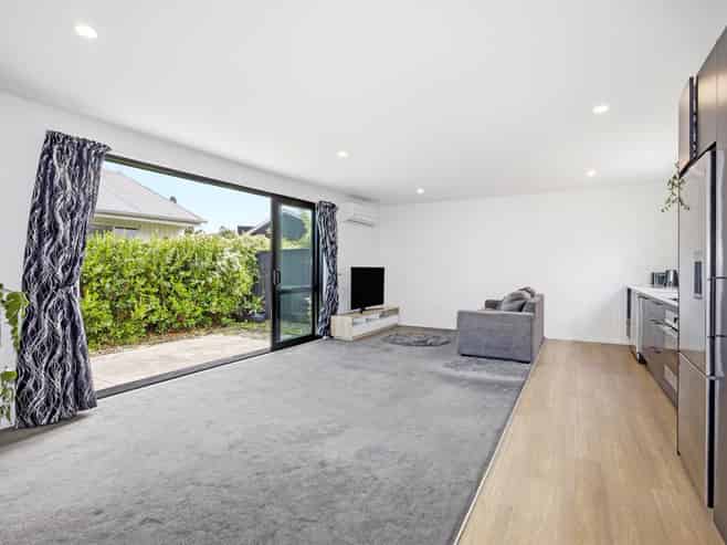 4/502 Armagh Street, Linwood