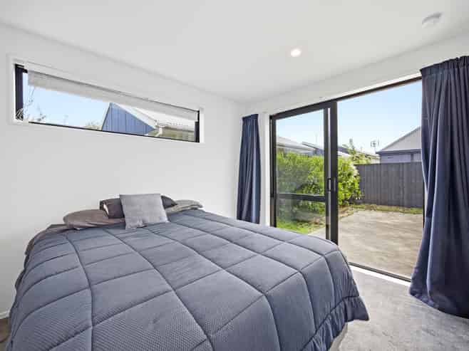 4/502 Armagh Street, Linwood