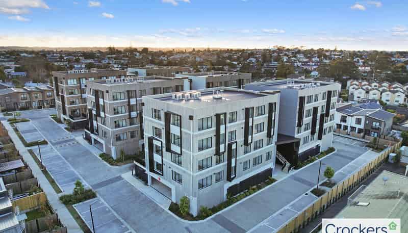 Multi-Unit/7 Rauemi Way, Te Atatu South