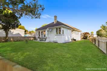 102 Holland Road, Fairfield