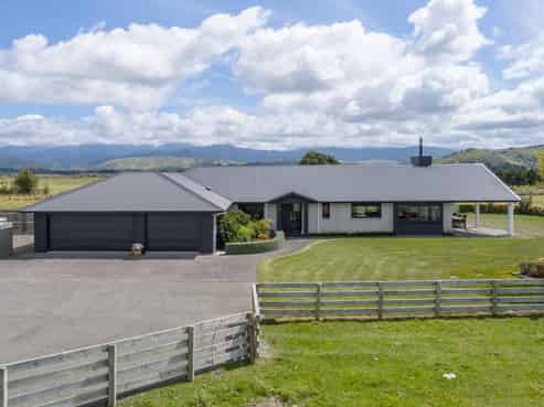 398A Opaki Kaiparoro Road, Masterton