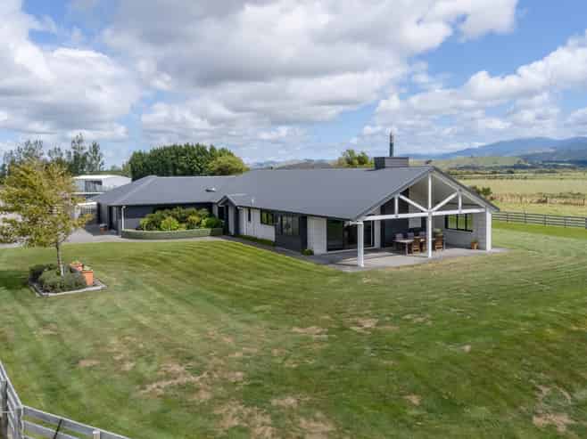 398A Opaki Kaiparoro Road, Masterton