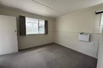 3/2a Bayly Street, Waitara