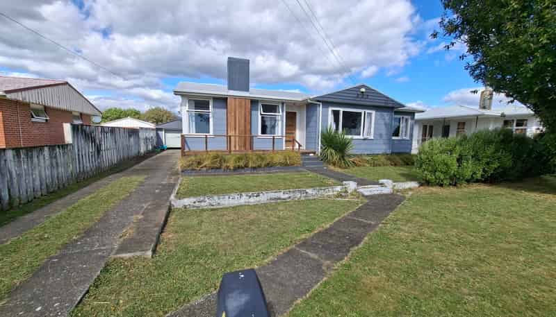 34 Bartholomew Road, Levin