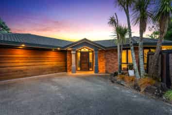 54 Roy Maloney Drive, Henderson