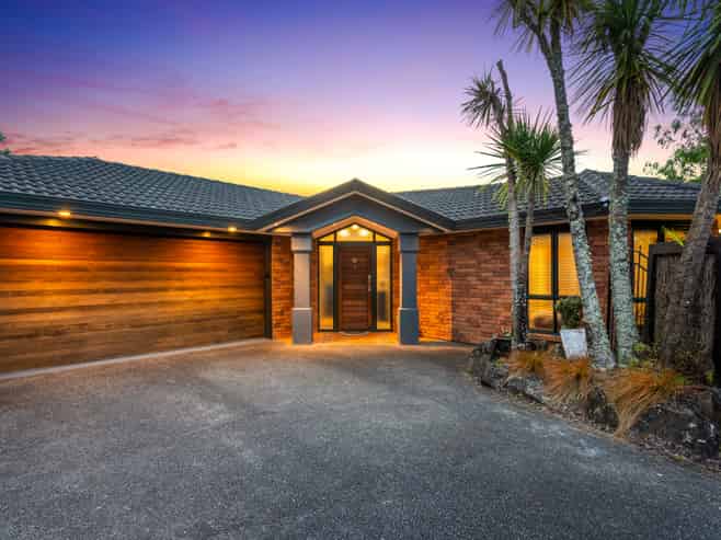 54 Roy Maloney Drive, Henderson