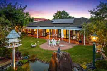 54 Roy Maloney Drive, Henderson