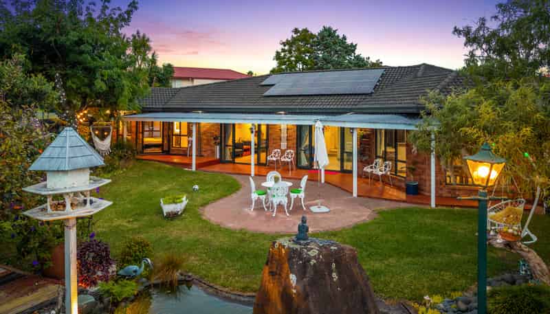 54 Roy Maloney Drive, Henderson