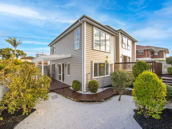 56A Oakdale Road, Hillsborough