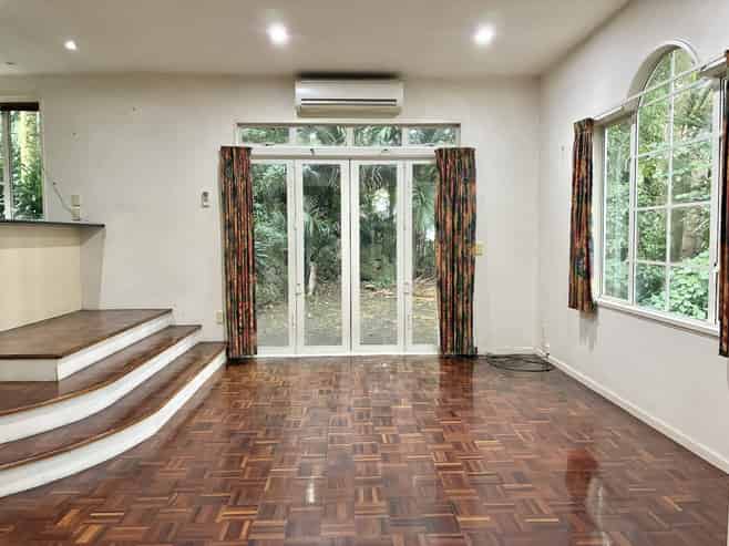 87 Gillies Avenue, Epsom