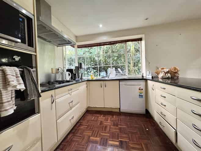 87 Gillies Avenue, Epsom