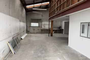 20 Ihakara Street – Versatile workshop space
