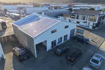 20 Ihakara Street – Versatile workshop space