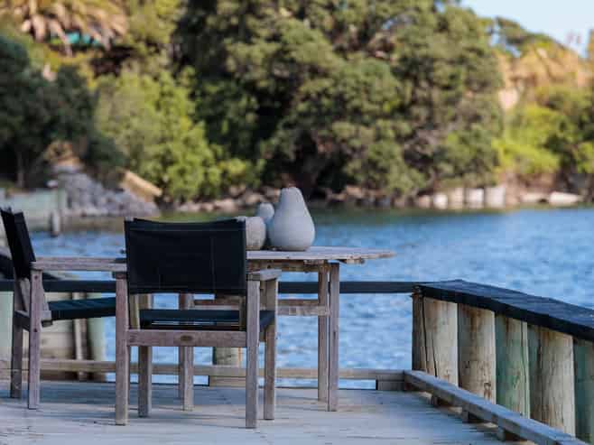 16A Crispe Road, Clarks Beach