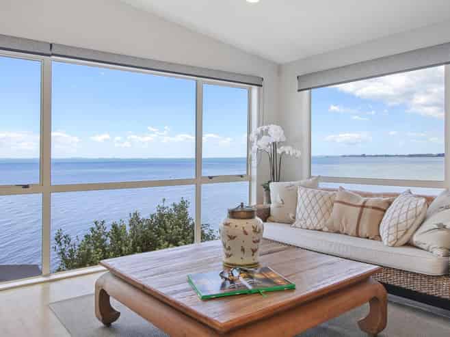 16A Crispe Road, Clarks Beach