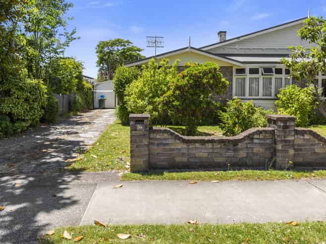 16  Lytton Street , Glenholme