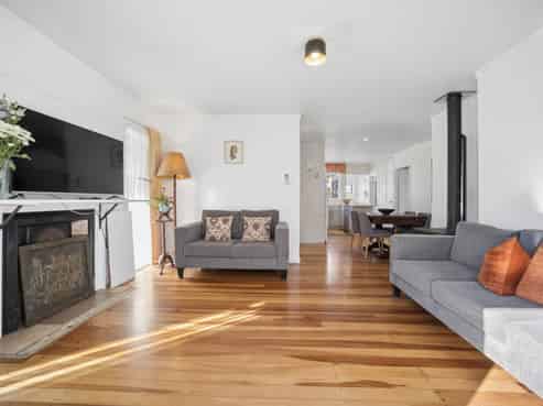 63 Roberts Road, Te Atatu South