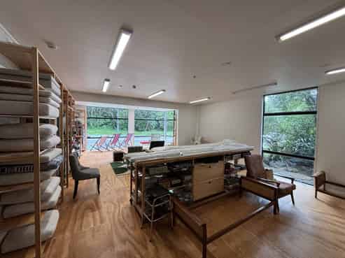 For Lease | Showroom, Office & Warehouse