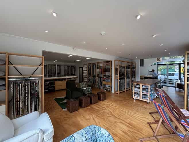 For Lease | Showroom, Office & Warehouse