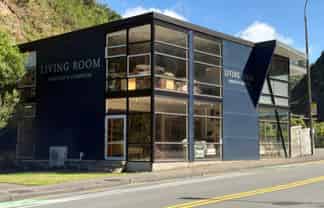 For Lease | Showroom, Office & Warehouse