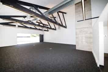 Modern Commercial Space – Jervois Rd